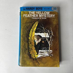 The Hardy Boys The Yellow Feather Mystery #33 Hardcover 1971